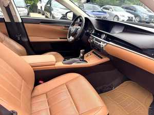 Lexus ES 350 Sedán 2019 Usado en Buen Estado - Product Image 3