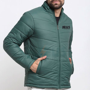 เสื้อแจ็คเก็ตพัฟเฟอร์ผู้ชายแบบขายส่ง สกรีนโลโก้ได้ตามต้องการ ผลิตจากโพลีเอสเตอร์ 100% กันน้ำ เหมาะสำหรับใช้งานกลางแจ้ง เสื้อแจ็คเก็ตพัฟเฟอร์ผู้ชายสำหรับฤดูหนาว - Product Image 4