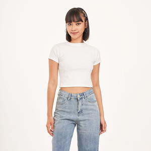 Babytee Camiseta recortada Transpirable Anti-Pilling Manga corta Color blanco Cuello redondo Tops de mujer Ropa hecha en Tailandia - Product Image 6