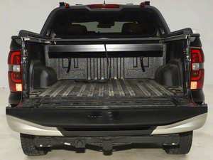 Pick-up hybride rechargeable d'occasion 2025, double moteur, 4 roues motrices, 5 places, automatique, pratique pour le travail et le quotidien, bien entretenu, provenant du Japon - Product Image 3