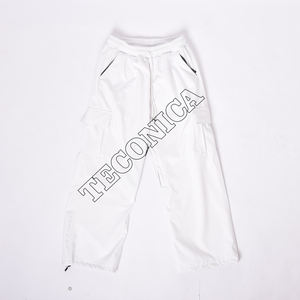 Pantalon de neige imperméable blanc de haute qualité avec taille à cordon de serrage, poches sécurisées et fermetures éclair, ourlets droits - Product Image 1