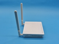 HG8546M GPON ONU ONT Terminal de réseau optique FTTH 1GE 3FE WiFi USB Routeur passerelle fibre optique pour la maison