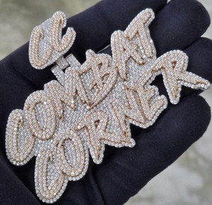 Colgante de Letra Personalizada con Incrustaciones de Moissanita VVS, Plata de Ley 925, Diseño de Lujo, Colgante de Moda - Product Image 1