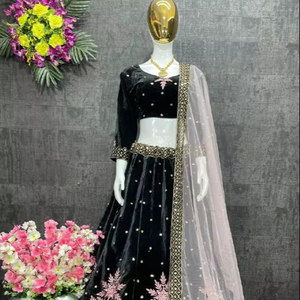 DESIGNER BRIDAL WEAR HEAVY TERCIOPELO BORDADO SEQUUNCE TRABAJO LEHENGAS CON HEAVY DUPATTA - Product Image 1