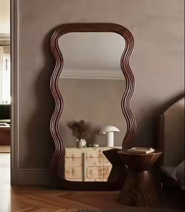 Marco de espejo de pared de madera hecho a mano para una decoración elegante del hogar con diseño antiguo y calidad superior de Azora Industries - Product Image 2