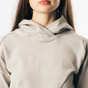 เสื้อฮู้ดครอปผ้าถักพิมพ์โลโก้ตามสั่งสำหรับผู้หญิง แฟชั่นล่าสุด ผลิตจากผ้าฝ้าย 100% - Product Image 4