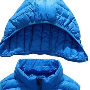 Chaleco acolchado de invierno personalizado para hombre, chaleco acolchado para exteriores, chaquetas acolchadas con capucha, chaqueta de poliéster acolchada azul, estilo callejero - Product Image 4