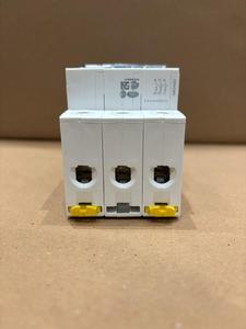 Schneider Acti 9 iK60N - disjoncteur miniature - 3P - 40A - courbe C A9K24340 - Product Image 3