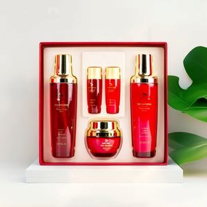 Ensemble de beauté hydratant au ginseng rouge, tonique, lotion, crème, hydratation, éclat de la peau, soin de la peau pour femmes, boîte - Product Image 3