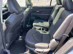 Grand Highlander 2024 Usado en Excelentes Condiciones, Bajo Kilometraje, Sin Problemas Mecánicos, Listo para Conducir - Product Image 6