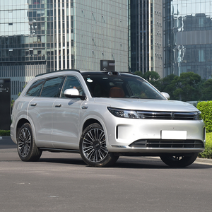 รถยนต์ไฟฟ้า SUV ขนาดใหญ่ 5 ประตู 6 ที่นั่ง ขับเคลื่อนล้อหลัง ปี 2024 ยอดขายสูงสุด ระยะทางวิ่ง NEDC มากกว่า 700 กม. มอเตอร์ 200-250 กิโลวัตต์ พร้อมคุณสมบัติขับขี่อัจฉริยะ - Product Image 2