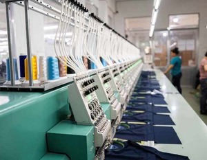 Chaqueta de dos tonos personalizada para la industria de ropa deportiva al por mayor - Product Image 6