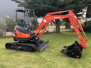 Mini-excavatrice sur chenilles U25 la plus vendue, avec composants KYB, couple élevé, moteur 28 CV, garantie 3 ans - Product Image 3