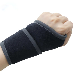 สายรัดข้อมือและผ้าพันข้อมือแบบระบายอากาศได้สำหรับฟิตเนสและยกน้ำหนัก ยี่ห้อ MESS SPORTS รับผลิตตามสั่ง ขายส่ง สำหรับทุกเพศ - Product Image 2