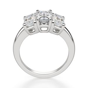 Anillo de compromiso de tres piedras de diamante de corte esmeralda para mujer - Product Image 5