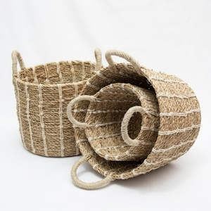 Ensemble de paniers de rangement en herbe naturelle Mendong, avec pot cylindrique vertical à poignée arquée et rayures blanches, pour une décoration artistique pure de la pièce - Product Image 3