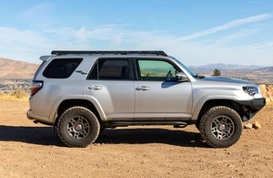 TOYOTA 4RUNNER TRD OFF-ROAD 4X4 2019 - Product Image 4