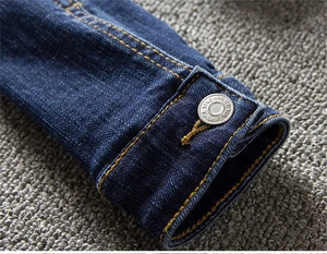 Chaqueta Vaquera de Mezclilla para Mujer, Estilo Moderno, Lavado Monkey Wash, Manga Larga, Desgastada, Holgada, Ajustada, 100% Algodón, Venta al Por Mayor - Product Image 5