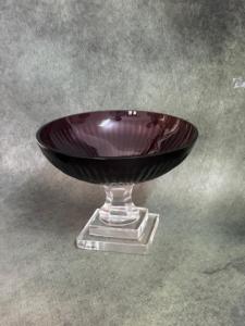 Jarrón de Cristal Tallado a Mano Moderno con Diseño Único para Eventos y Decoración del Hogar - Product Image 4