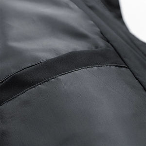 Veste matelassée longue imperméable pour homme de qualité supérieure, couleur noire, manches longues, fermeture éclair sur le devant, poche, design en fourrure - Product Image 4