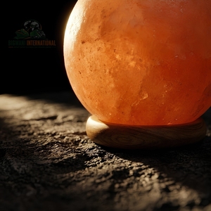 Lámpara de Sal Rosa del Himalaya en Forma de Bola, Tallada a Mano, Esfera de Sal Natural, Perfecta para Meditación, Relajación y Bienestar - Product Image 5