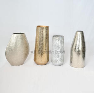 Caro florero de acabado de plata brillante de aluminio de alta calidad con base de soporte para decoración de pisos - Product Image 5