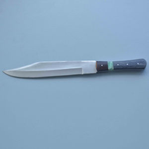 Cuchillo de Caza Galway Grove, Hecho a Mano, de Acero Inoxidable de Grado Industrial, con Borde Dentado, Mango de Madera, Diseño Grabado, Hoja Fija, OEM - Product Image 5