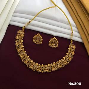 Ensemble de collier en or antique de style temple avec des motifs d'éléphant et de déesse, bijoux de mariée traditionnels pour les mariages et les festivals - Product Image 3