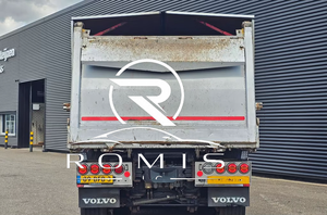 Camion Ribaltabile Volvo FMX10X4HYVA con Motore, Garanzia di 1 Anno, Sistema Completamente Idraulico - Product Image 6