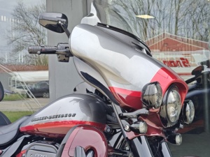 Harley-Davidson ELECTRA GLIDE CVO Limited, best-seller, à vendre - Product Image 5