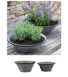 Jardinières en métal de fer fini antique conception personnalisée décoration de jardin classique pour un usage domestique meilleur fabricant de jardinières de Pots de fleurs - Product Image 3