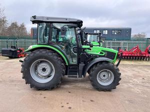 รถแทรกเตอร์เดินตาม Deutz 5070D Keyline 4WD พร้อมห้องโดยสารติดแอร์ เครื่องยนต์ดีเซล ปั๊มและเกียร์ สำหรับงานเกษตร - Product Image 4