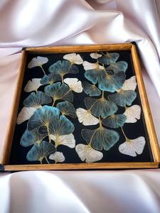 Plateau de service en bois émaillé floral noir et blanc exquis poignées décoratives en bois durable pour un décor à la maison élégant - Product Image 3