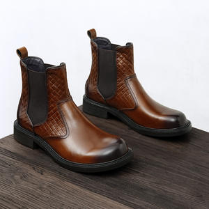 Bottes en cuir d'agneau marron de luxe, au-dessus du genou, avec surface imperméable et doublure anti-odeur, pour le froid et les occasions formelles - Product Image 1