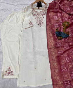HILO MULTIBORDADO DE SEDA MARINA MODERNO, CON TRABAJO A MANO INFERIOR SUPERIOR CON DUPATTA FESTIVAL WEAR PRECIO AL POR MAYOR PRECIO DE PRENDA ÉTNICA - Product Image 5