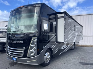 Vendedor Verificado de Autocaravana Usada T-h-o-r C-h-a-l-l-e-n-g-e-r 36FA 2023 Lista para Viajar - Product Image 5