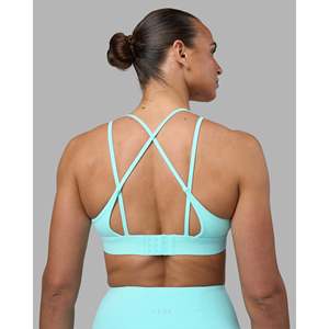 Soutien-gorge de sport Aria Triangle - Haut court de yoga imprimé Island Paradise, léger et rembourré, pour la gym et les activités sportives - Product Image 6