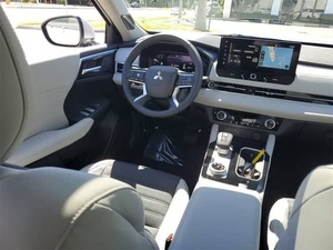 มิตซูบิชิ เอาท์แลนเดอร์ SE FWD ปี 2025 ราคาประหยัด - Product Image 4