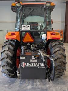 รถแทรกเตอร์คูโบต้า M6060 ปี 2016: ความแข็งแกร่งที่กะทัดรัดพร้อมประสิทธิภาพการทำงานในทุกสภาพพื้นที่ที่เชื่อถือได้ - Product Image 6