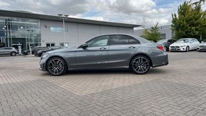 รถยนต์เมอร์เซเดส-เบนซ์ ซี คลาส C43 4Matic Edition Premium Plus ปี 2021 พวงมาลัยขวา 4 ประตู เกียร์ 9G-Tronic เครื่องยนต์ 3.0 ลิตร 32 วาล์ว GDI DOHC ทวินเทอร์โบ ขับเคลื่อนล้อหลัง ประหยัดน้ำมันบนทางหลวง 23 กม./น.ชม. - Product Image 4
