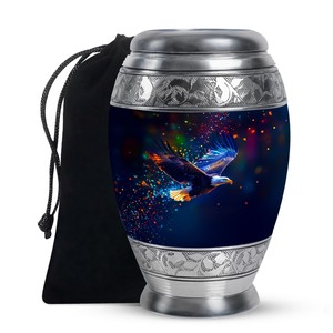 โกศบรรจุอัฐิสำหรับผู้ใหญ่ชาย รุ่น Spirit Eagle ความจุ 220 คิวบิกอินช์ เป็นมิตรกับสิ่งแวดล้อม ทนทาน ดีไซน์ปรับแต่งได้ - Product Image 3
