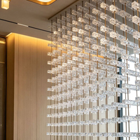 Brique de verre cristallin solide en bande longue, mince, résistante au feu et aux UV, bloc architectural avec trous pré-percés pour la décoration