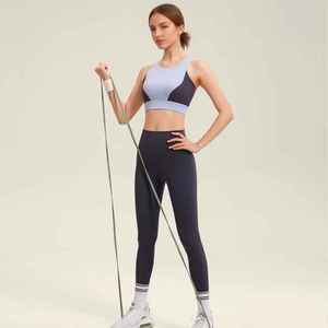 New Contrast Color Strappy Sports Bra With <b>Pad</b> Cross Back Sports Bra Yoga Fitness <b>Running</b> Training Workout Tops For Women - Product Image 6