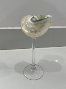 แก้วไวน์เปลือกหอยที่ได้รับแรงบันดาลใจจากเปลือกหอยสำหรับตกแต่งโต๊ะของขวัญและการจัดงานแต่งงาน - Product Image 4