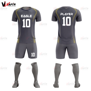 Vente en gros 2025 nouveau logo personnalisé impression numérique uniforme de football de haute qualité 100% polyester respirant séchage rapide demi manches porter - Product Image 3