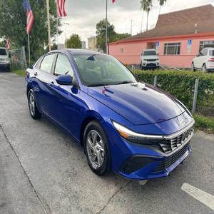 EN PERFECTO ESTADO, Hy-undai Elantra SE 2024 - Product Image 1