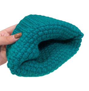 Bonnets personnalisés de qualité supérieure, prix direct d'usine par le fabricant, bonnets en strass, prix de gros supérieur - Product Image 6