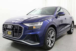 Audi Q8 2020 en parfait état - Product Image 2