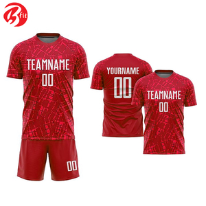 Conception personnalisée Impression par sublimation Uniforme de football Adultes Découpe automatisée Chemises et hauts Vêtements de football Maillot de football - Product Image 6