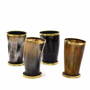 Gobelet en corne de boeuf poli verre à vin parfait pour les bars et les cadeaux gobelet à vin en corne de buffle verre à boire poli fait à la main - Product Image 1